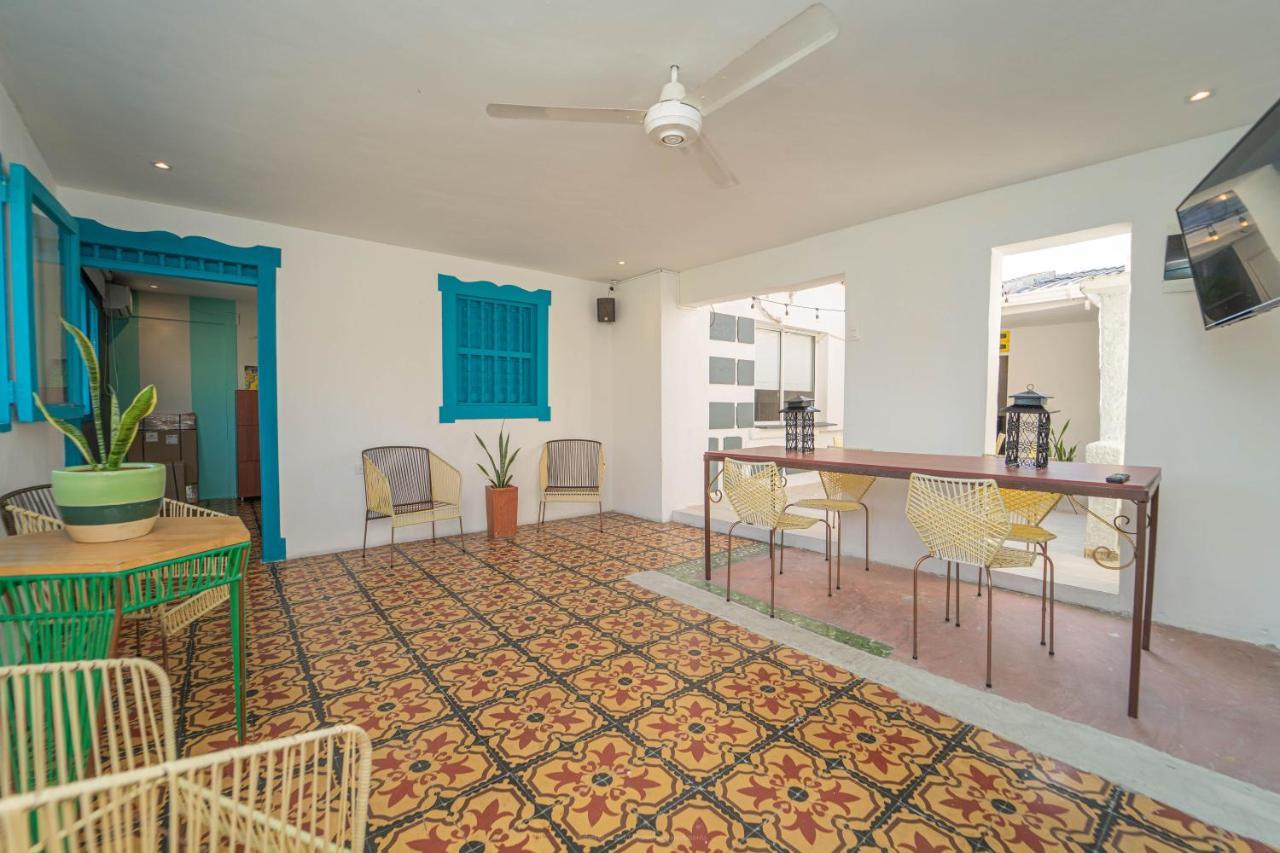 Hostal Barajas House Cartagena Exterior photo